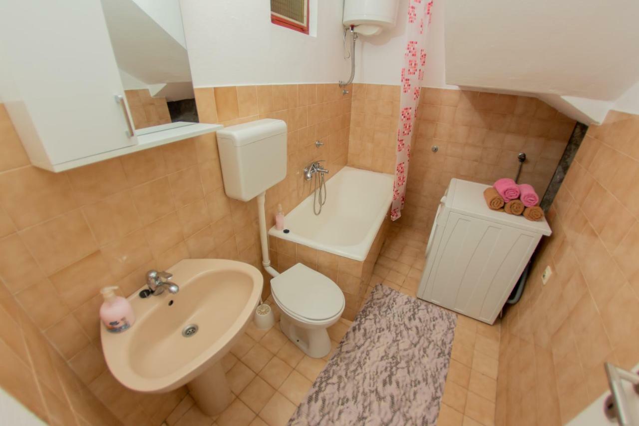 Apartmani Sunset Rogotin Ngoại thất bức ảnh