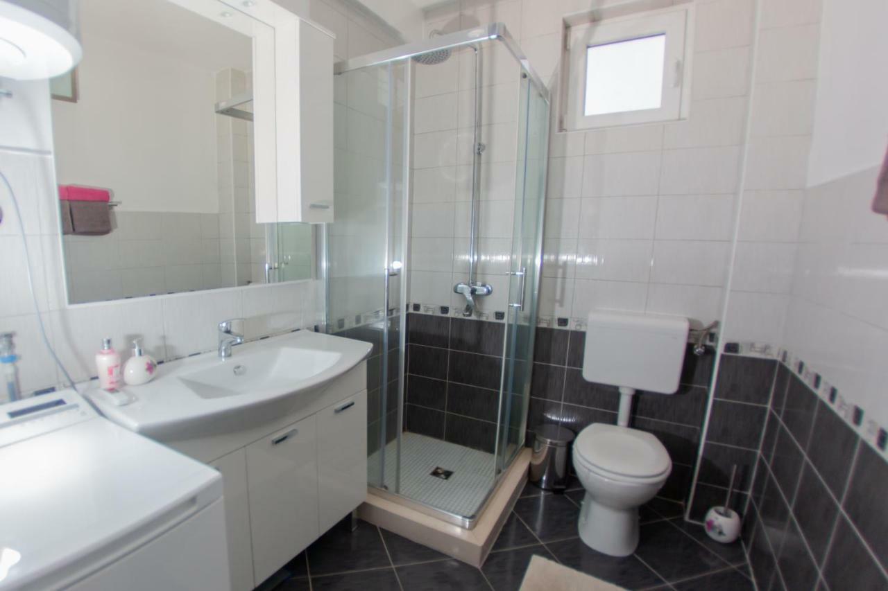 Apartmani Sunset Rogotin Ngoại thất bức ảnh